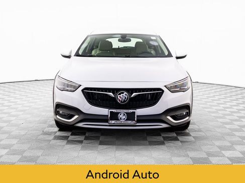 Used 2019 Buick Regal Essence w/ Driver Confidence Package I image 8