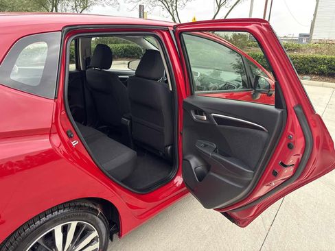 Used 2016 Honda Fit EX image 10