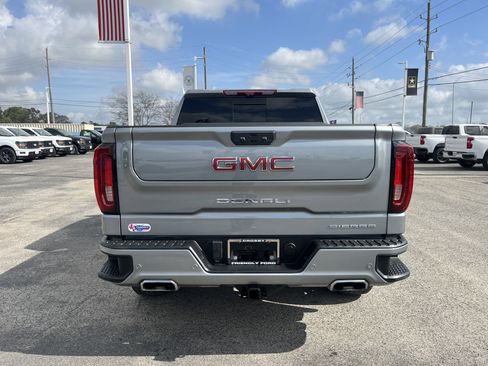 Used 2024 GMC Sierra 1500 Denali w/ Technology Package image 4