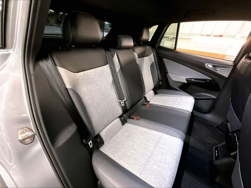 New 2026 Volkswagen ID.4 Pro image 27