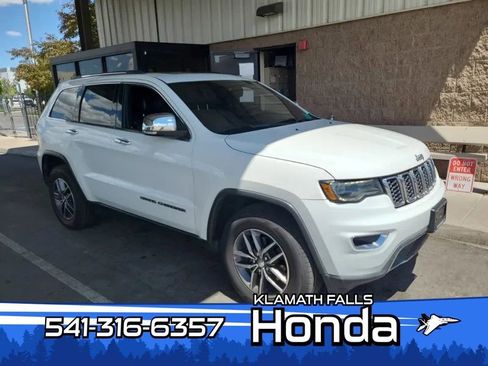 Used 2017 Jeep Grand Cherokee Limited w/ Luxury Group II AWD/4WD image 1
