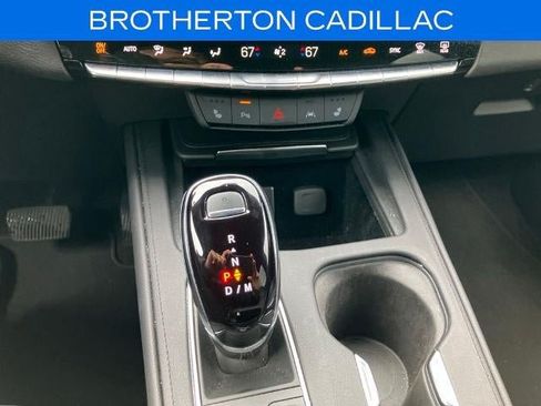 Used 2024 Cadillac XT4 Luxury w/ Cold Weather Package AWD/4WD image 25