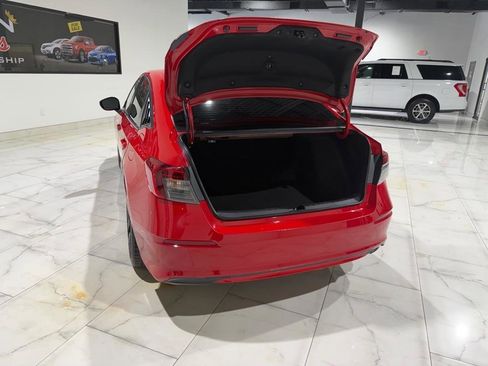 Used 2022 Honda Civic Sport image 12