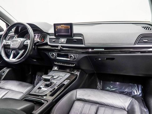 Used 2018 Audi Q5 2.0T Premium Plus w/ Premium Plus Package image 16