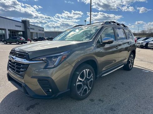 Certified 2023 Subaru Ascent Limited w/ Technology Package image 3