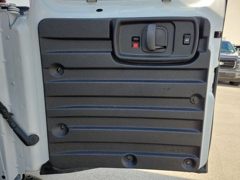 Used 2025 Chevrolet Express 2500 w/ Driver Convenience Package RWD image 13