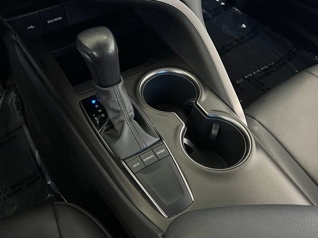Used 2022 Toyota Camry SE FWD image 20