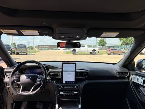 Used 2020 Ford Explorer ST w/ ST Street Pack AWD/4WD image 24