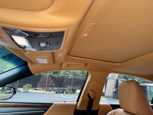 Used 2024 Lexus ES 350 w/ Premium Package FWD image 20