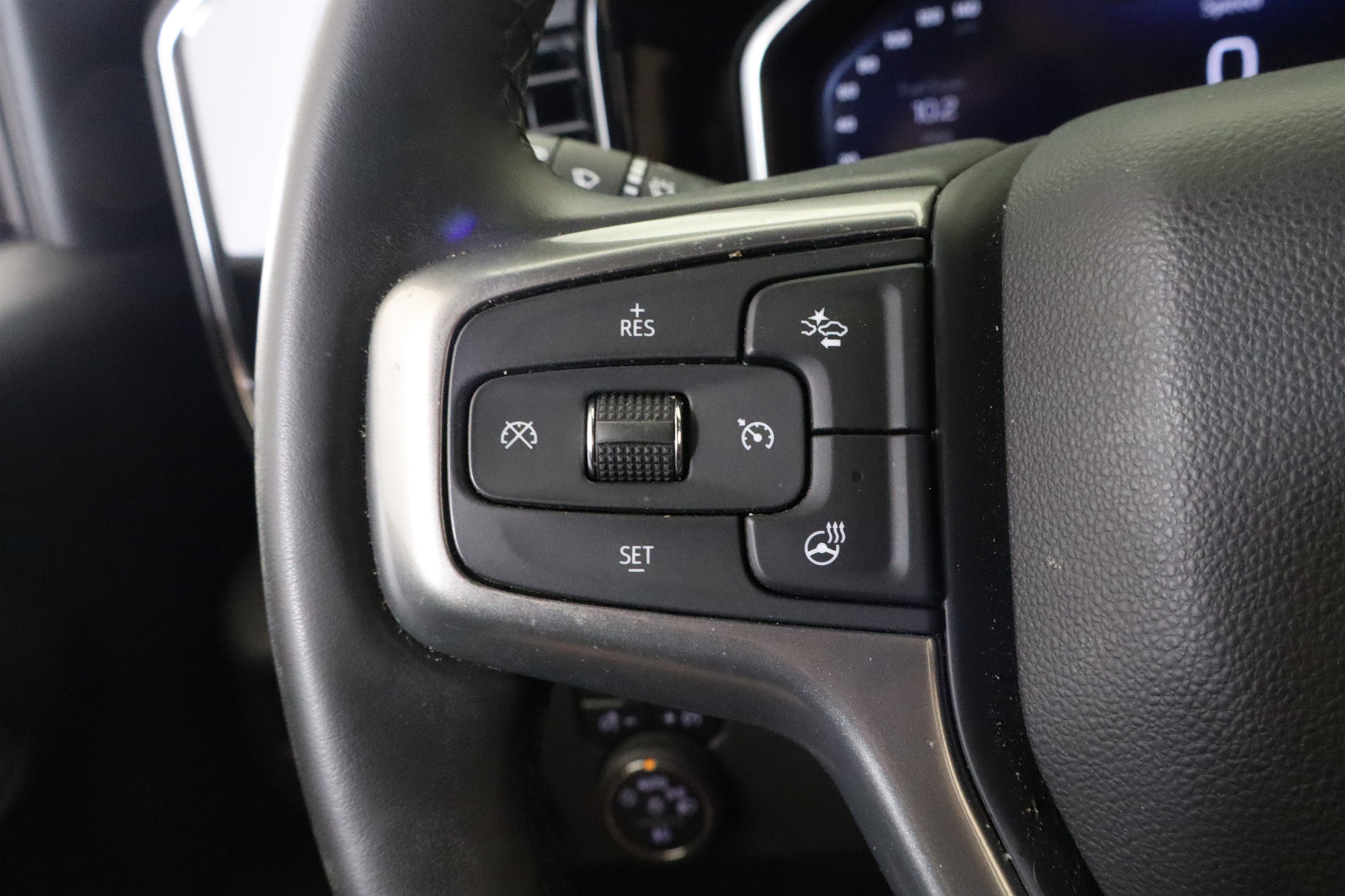 Used 2026 Chevrolet Silverado 1500 RST w/ RST Select Package AWD/4WD image 30