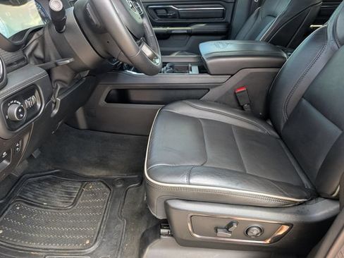 Used 2022 RAM 1500 Limited w/ Body Color Bumper Group AWD/4WD image 14