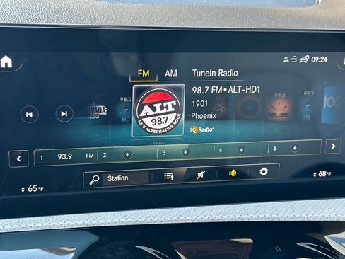 Used 2022 Mercedes-Benz A 220 image 24