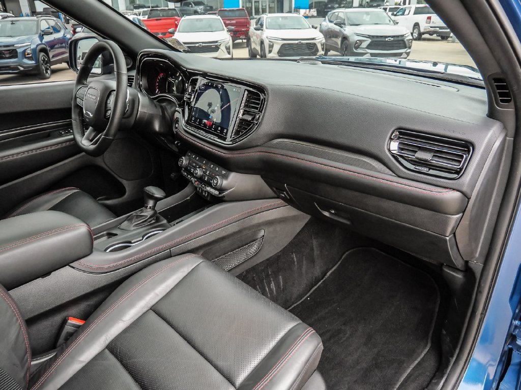 Used 2025 Dodge Durango GT AWD/4WD image 17