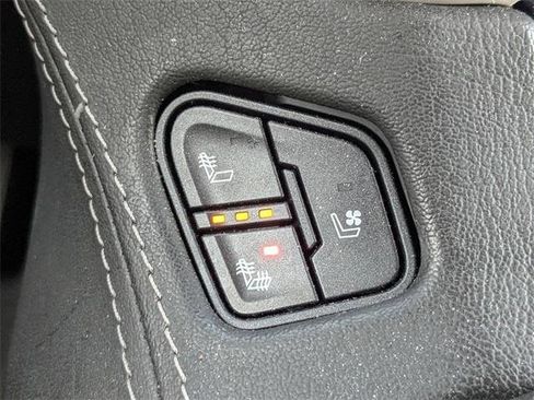 Used 2019 GMC Yukon Denali w/ Denali Ultimate Package image 30