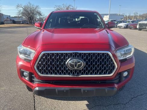 Used 2019 Toyota Tacoma TRD Off-Road image 8