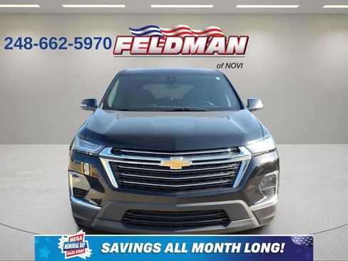 Used 2023 Chevrolet Traverse LT FWD image 9
