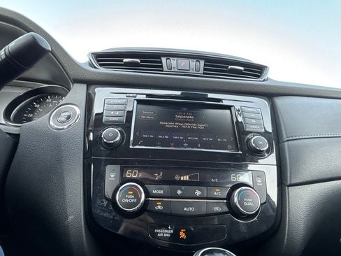 Used 2020 Nissan Rogue SV AWD/4WD image 20
