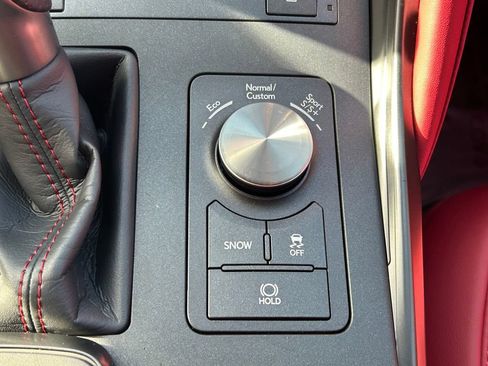 Used 2025 Lexus IS 500 RWD image 30