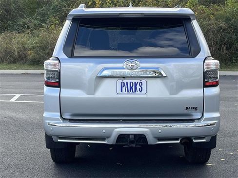 Used 2021 Toyota 4Runner Limited image 6