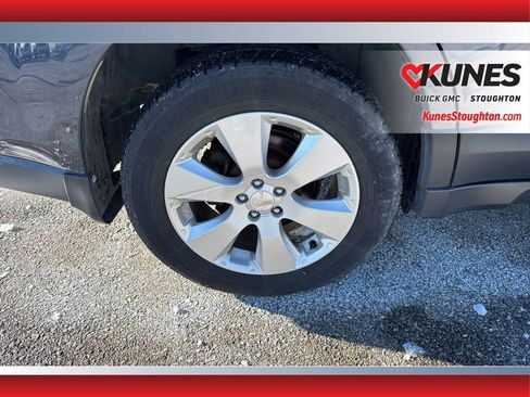 Used 2011 Subaru Outback 2.5i Limited w/ PWR Moonroof Pkg image 12