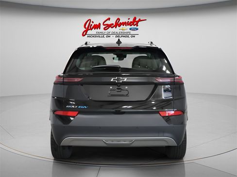 Used 2023 Chevrolet Bolt EUV Premier image 5