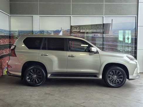 Used 2023 Lexus GX 460 Premium image 4