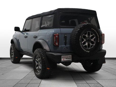 Used 2022 Ford Bronco Badlands image 5