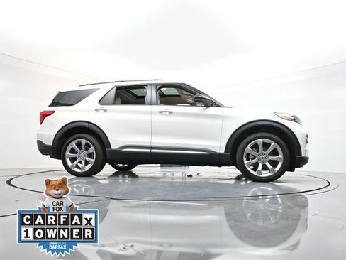 Used 2020 Ford Explorer Platinum w/ Premium Technology Package image 37