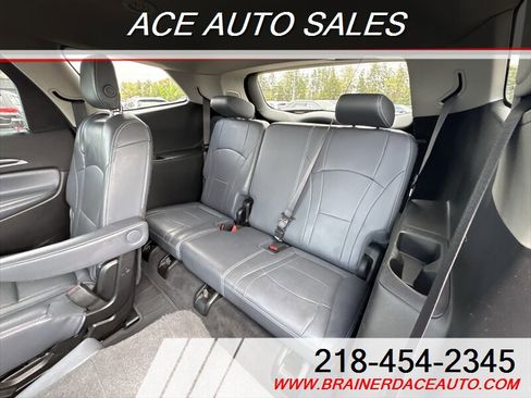 Used 2018 Buick Enclave Premium w/ Trailering Package AWD/4WD image 20