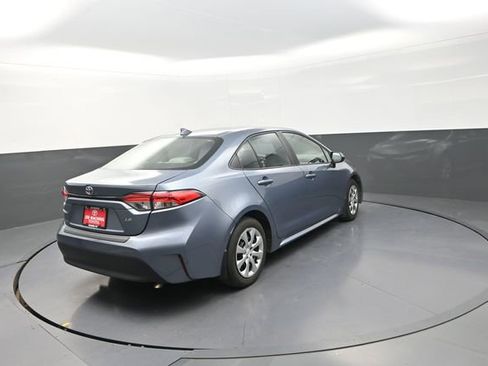 Used 2024 Toyota Corolla LE FWD image 96
