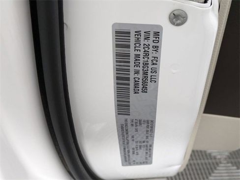 Certified 2021 Chrysler Pacifica Touring-L image 43