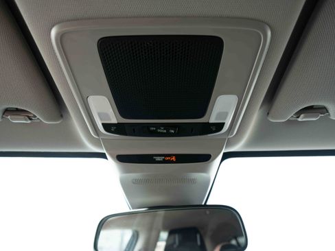 New 2026 Honda HR-V LX image 18