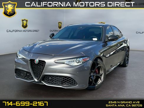 Used 2019 Alfa Romeo Giulia Ti Sport w/ Quick Order Package 22U Sport image 1