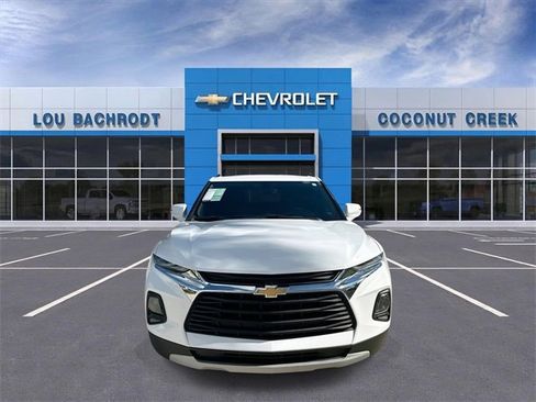 Used 2019 Chevrolet Blazer LT image 3