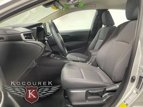 Used 2024 Toyota Corolla LE image 11