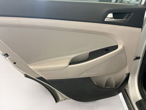 Used 2018 Hyundai Tucson Value AWD/4WD image 27