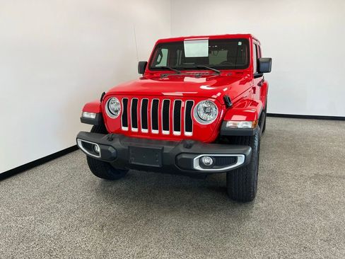 Used 2022 Jeep Wrangler Unlimited Sahara w/ Cold Weather Group image 3
