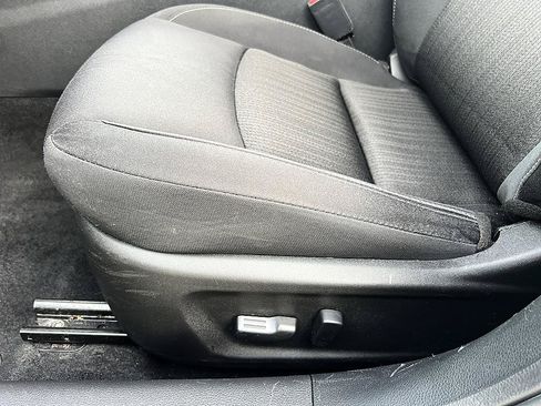 Certified 2025 Nissan Altima 2.5 SV FWD image 21