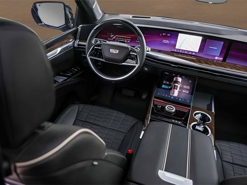 Certified 2025 Cadillac Escalade Sport Platinum w/ LPO, ONYX Package image 29