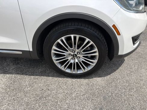 Used 2018 Lincoln MKX Reserve w/ Lincoln MKX Climate Package AWD/4WD image 10