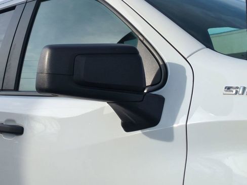 Used 2025 Chevrolet Silverado 1500 Custom image 11