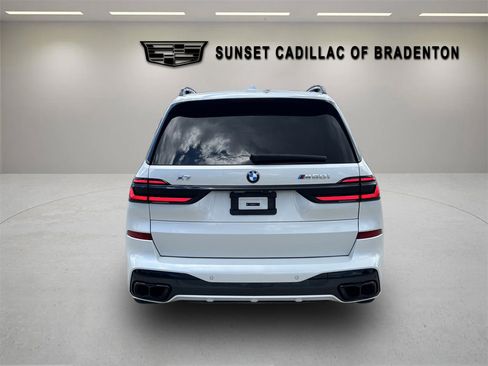 Used 2025 BMW X7 M60i AWD/4WD image 4