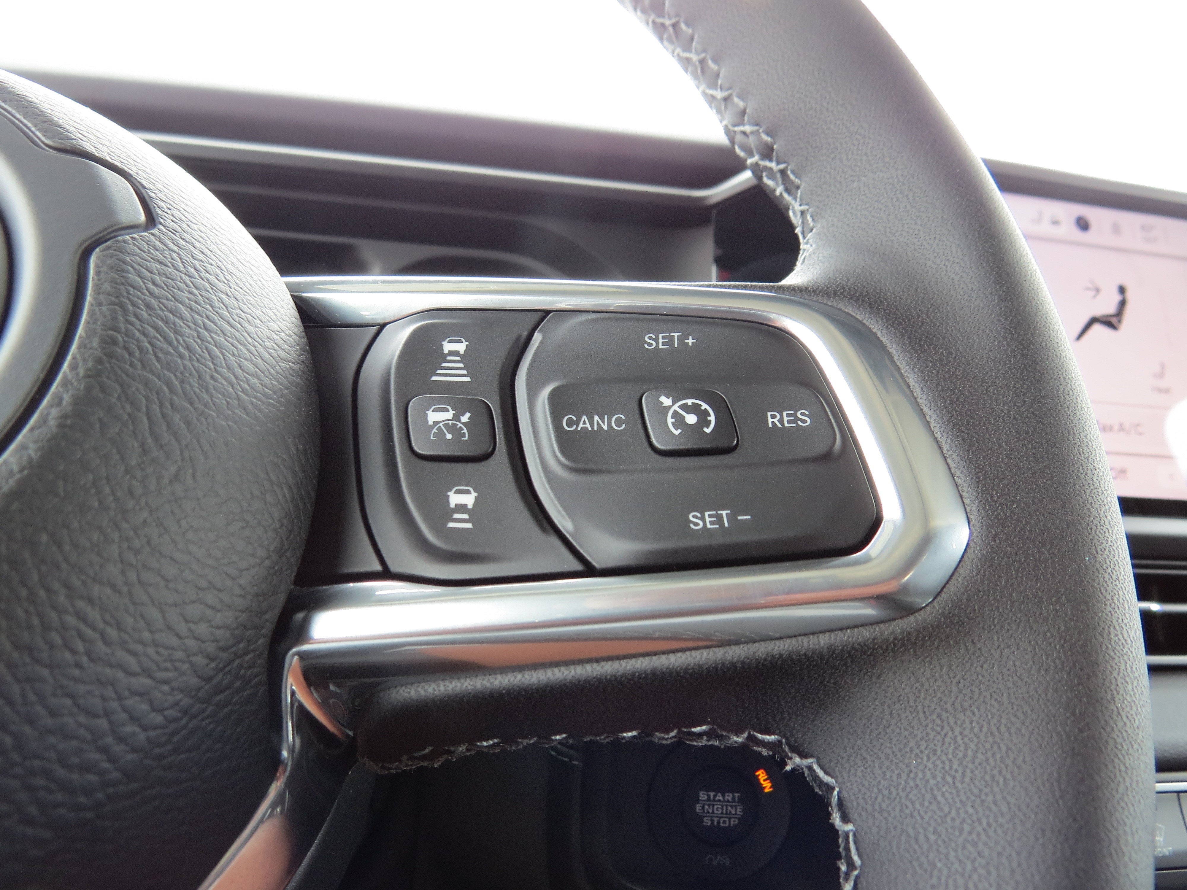 New 2026 Jeep Wrangler Unlimited Sahara AWD/4WD image 19