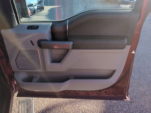 Used 2019 Ford F150 Limited image 22