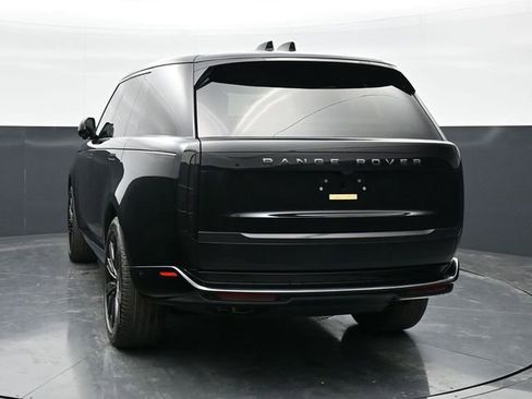 Used 2024 Land Rover Range Rover Autobiography AWD/4WD image 6
