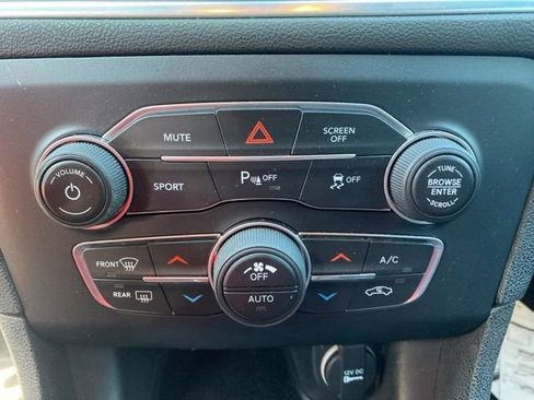 Used 2017 Dodge Charger R/T w/ Driver Confidence Group RWD image 20