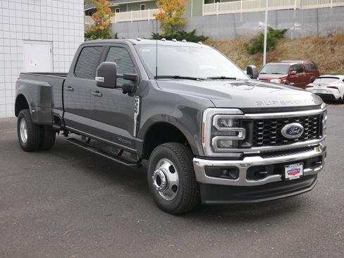 New 2026 Ford F350 XLT w/ XLT Premium Package image 35