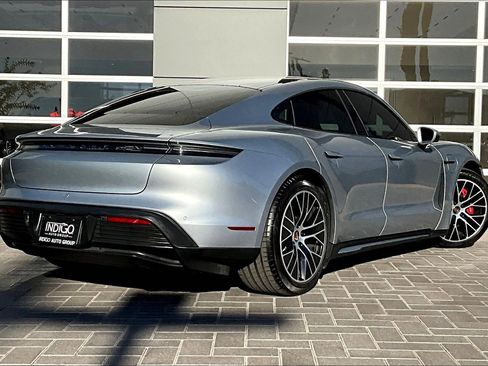 Used 2021 Porsche Taycan 4S image 13