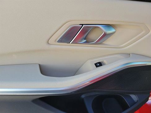 Used 2021 BMW 330i Sedan w/ Premium Package image 12