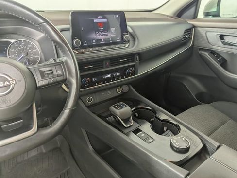 Used 2022 Nissan Rogue S AWD/4WD image 15